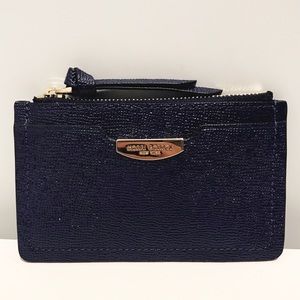henri bendel Accessories - Henri Bendel Navy Blue Patent Saffiano Card Case henri bendel Accessories - Henri Bendel Navy Blue Patent Saffiano Card Case